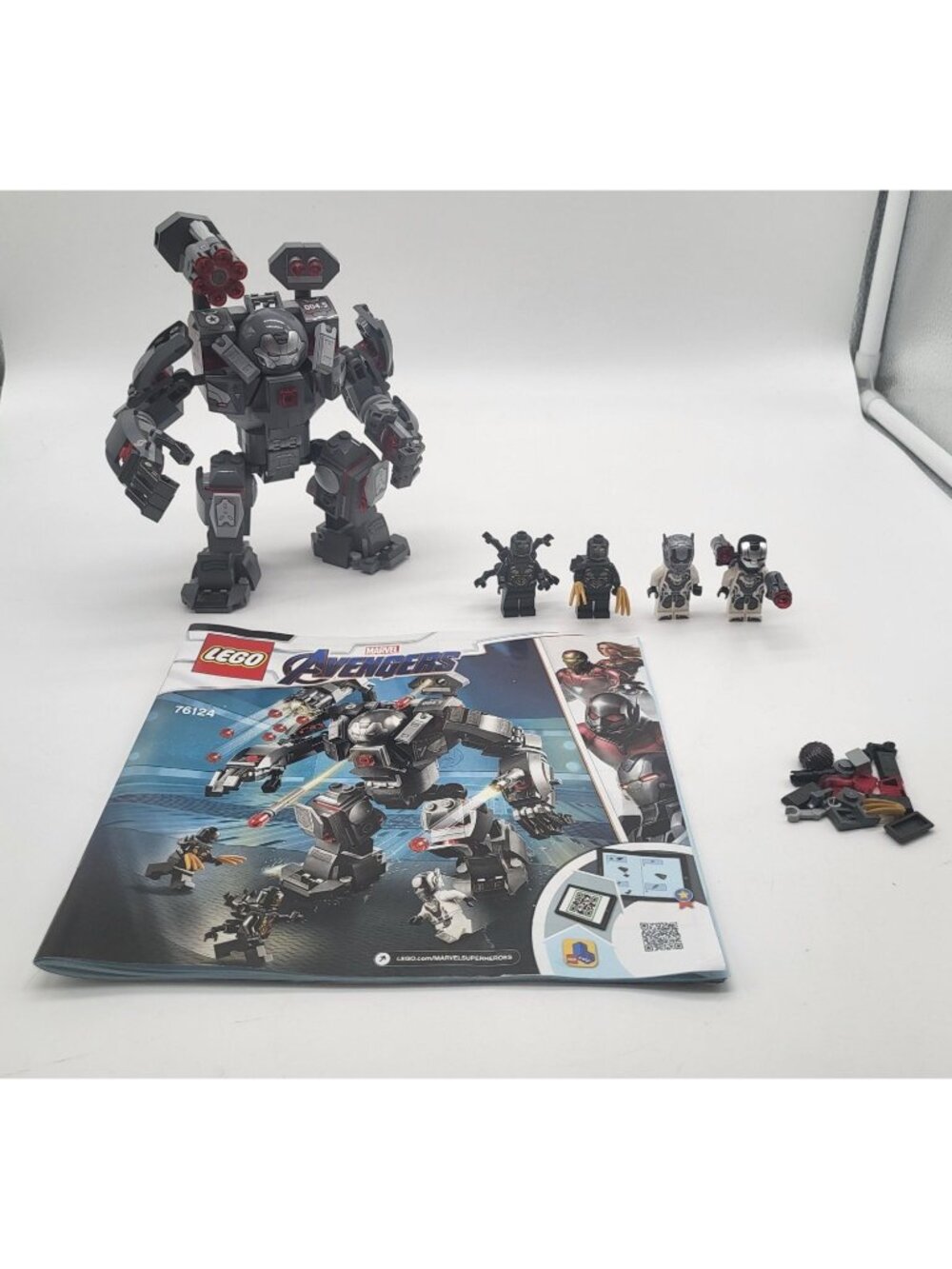LEGO Super Heroes: War Machine Buster (76124) Complete With Manual No Box *READ